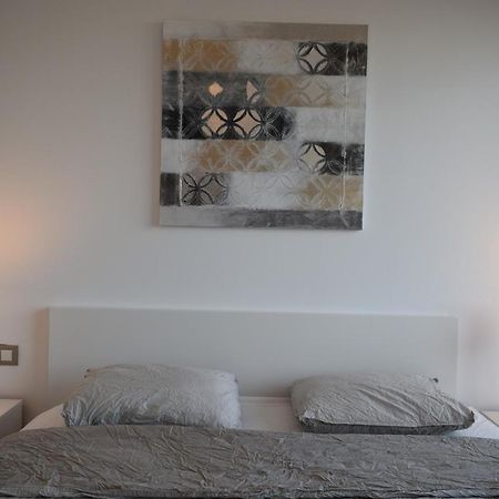 Magnificent Apartment Close To The Beach Sant Adrià de Besòs Eksteriør billede