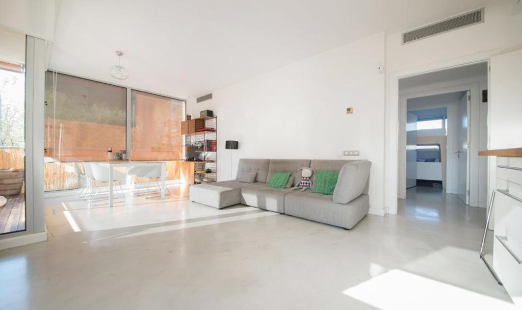 Magnificent Apartment Close To The Beach Sant Adrià de Besòs Eksteriør billede